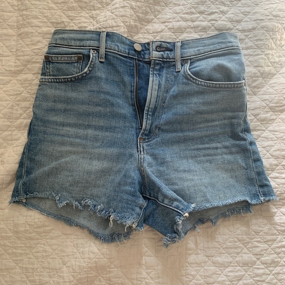 Aritzia Denim Forum Arlo shorts, size 26 - Picture 2 of 5